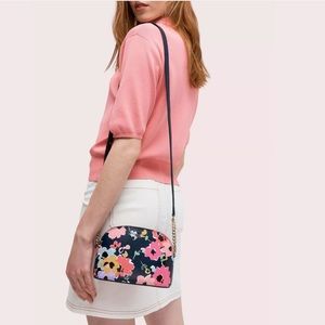 NWT Kate spade small dome crossbody in wildflower